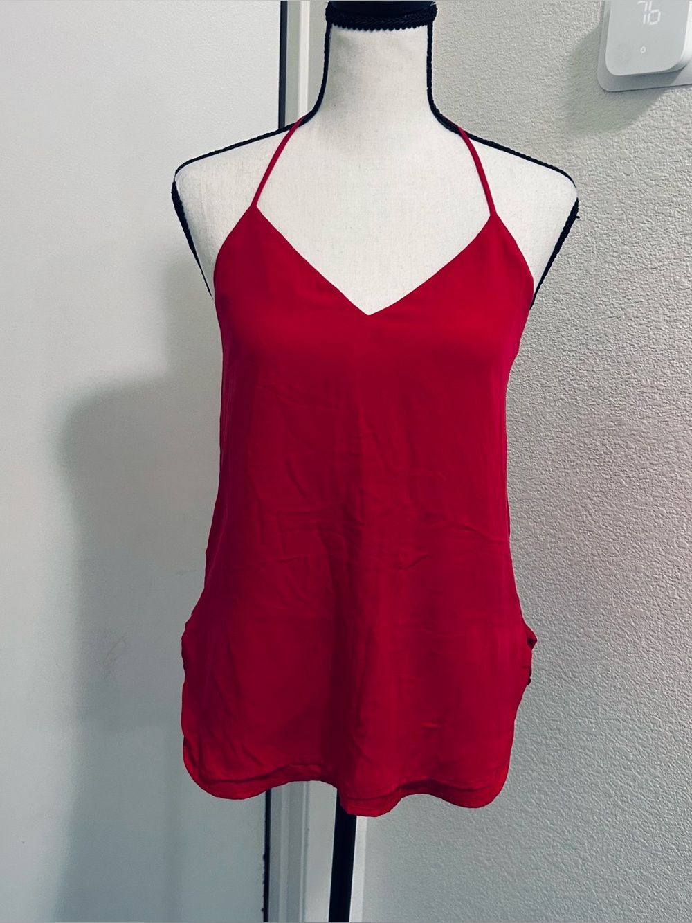 Hot Pink 100 % Silk Halter Top Open Back V-Neck Cami Indie Sleek Luxury XS